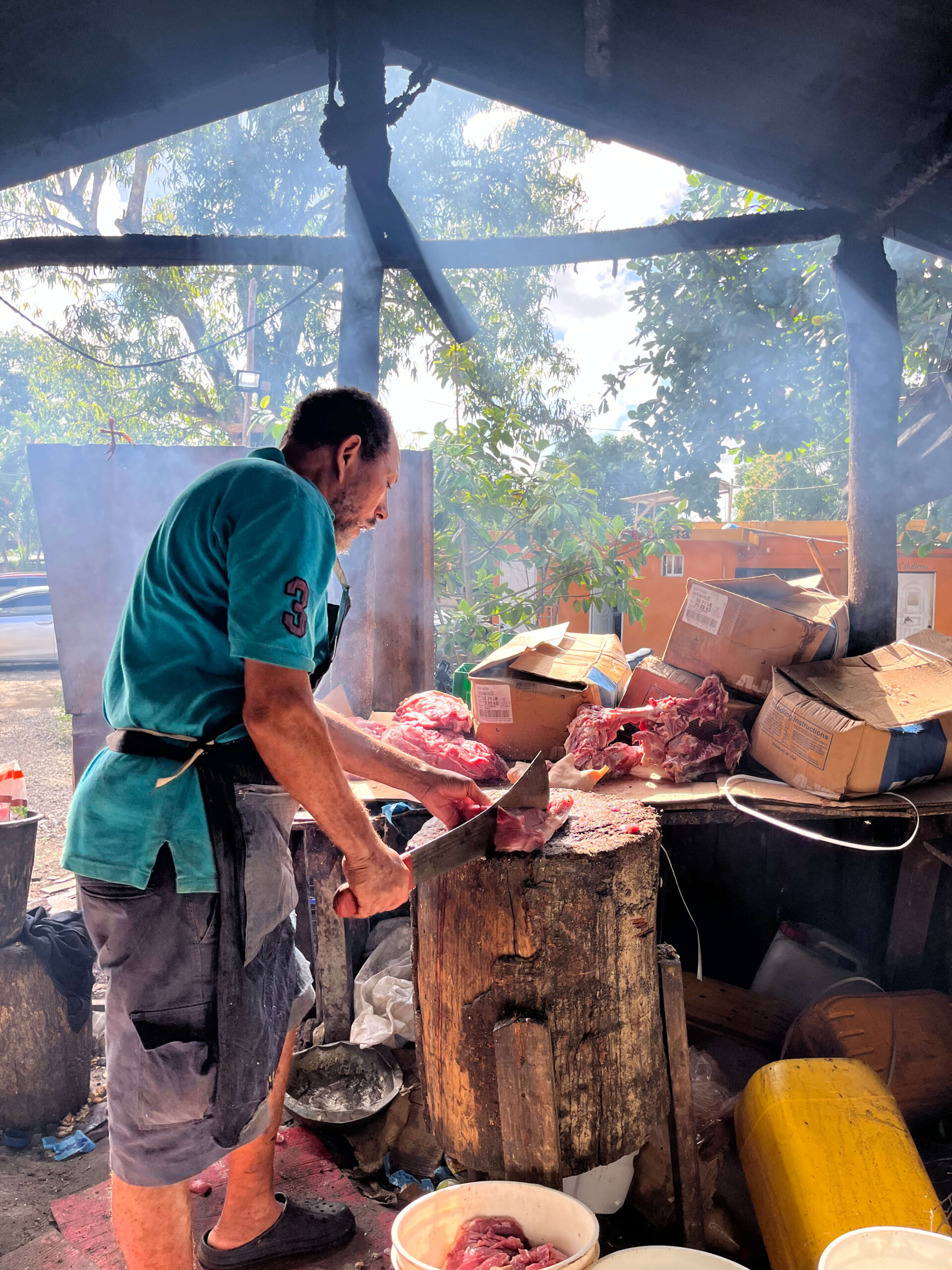 Sus famosas longanizas y varias opciones de chicharrón